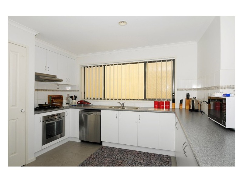 19 Scarlett Avenue, Carrum Downs VIC 3201