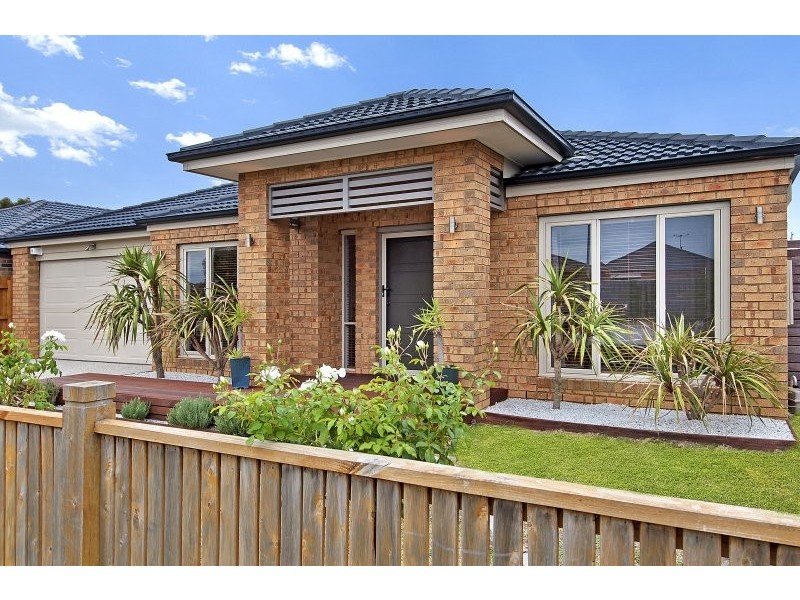 2 Katies Place, Carrum Downs VIC 3201