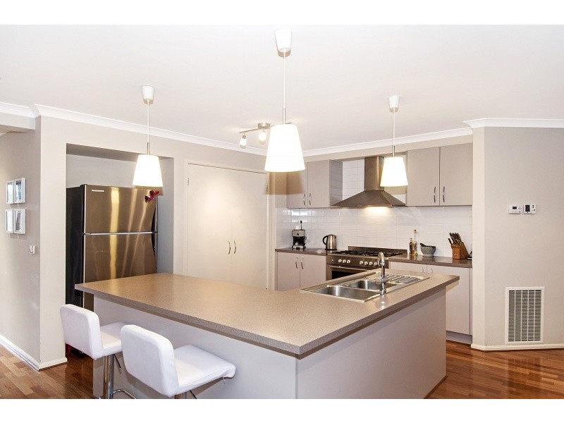 2 Katies Place, Carrum Downs VIC 3201