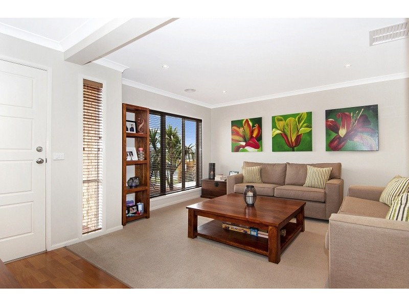 2 Katies Place, Carrum Downs VIC 3201