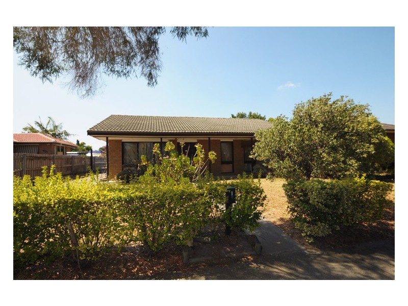 6 Shearwater Drive, Carrum Downs VIC 3201