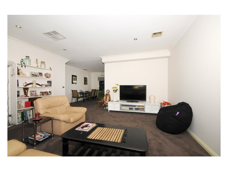 30 Scarborough Drive, Patterson Lakes VIC 3197