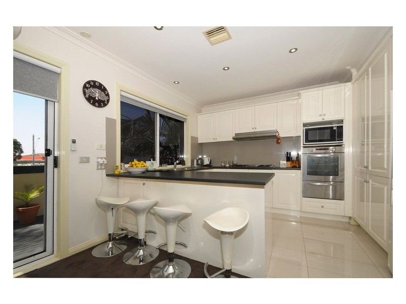 30 Scarborough Drive, Patterson Lakes VIC 3197