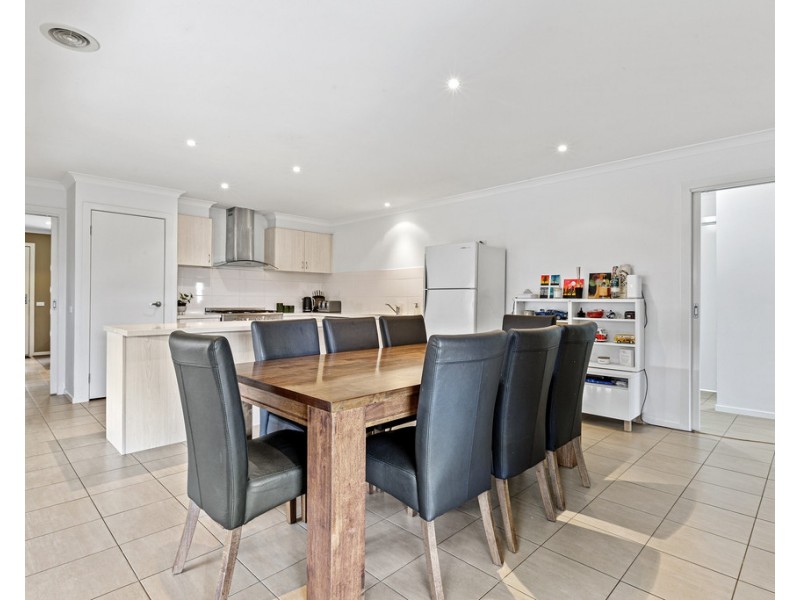 47 Sanoma Drive, Skye VIC 3977