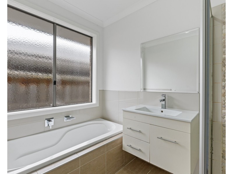 47 Sanoma Drive, Skye VIC 3977