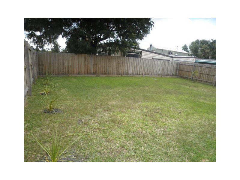 8 Birdrock Court, Carrum Downs VIC 3201