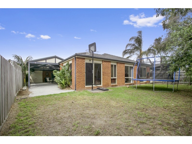 40 Veronica Drive, Skye VIC 3977