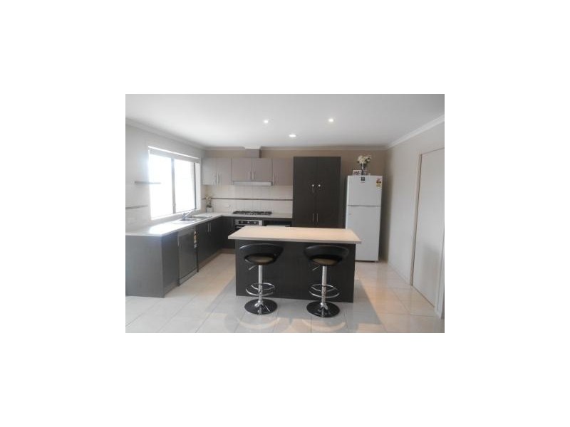 42 Myhaven circuit, Carrum Downs VIC 3201