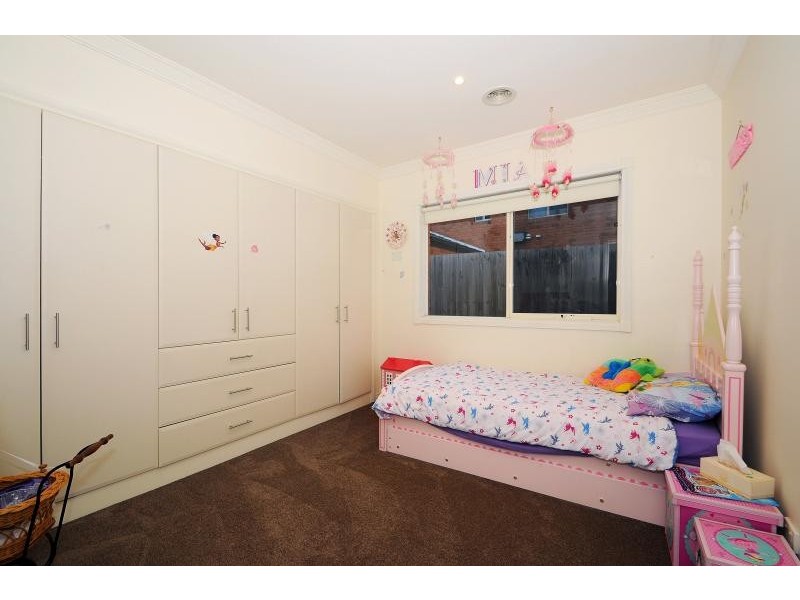 22 Friuli Place, Skye VIC 3977