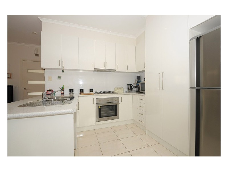 2/38 Rosemary Crescent, Frankston North VIC 3200