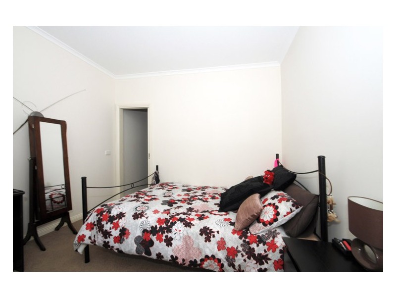 2/38 Rosemary Crescent, Frankston North VIC 3200