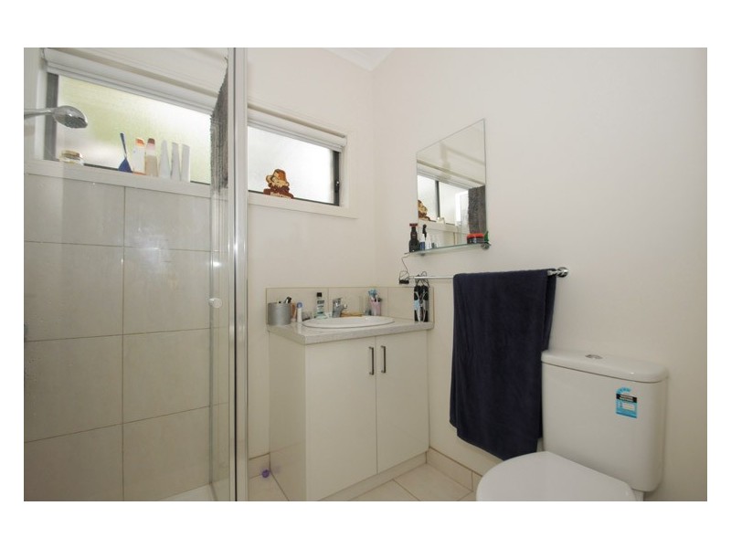 2/38 Rosemary Crescent, Frankston North VIC 3200