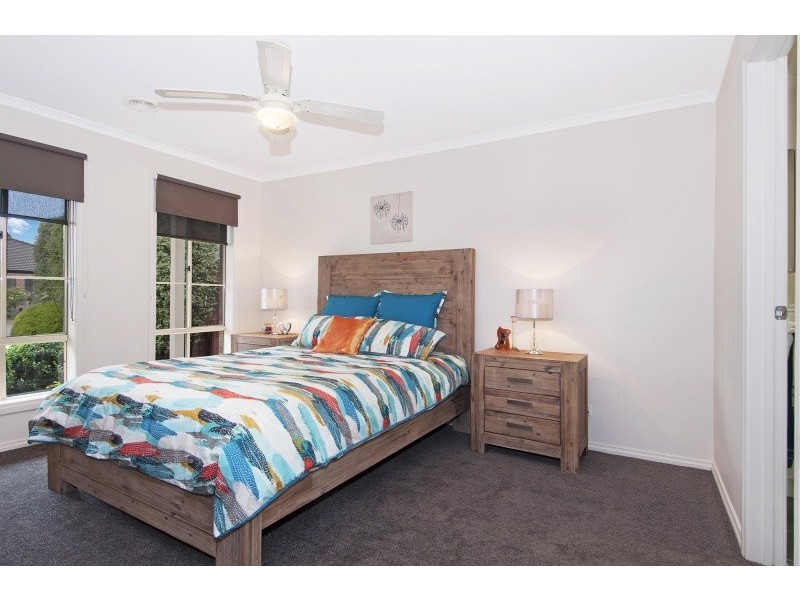 13 Brumbys Road, Carrum Downs VIC 3201