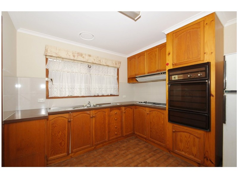 2/10 Levuka Street, Seaford VIC 3198