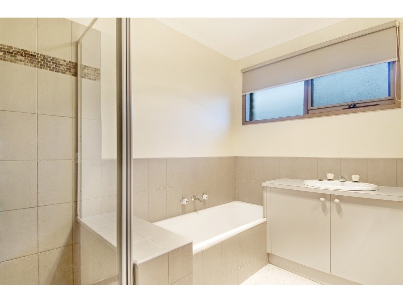 2 Wills Court, Cranbourne North VIC 3977