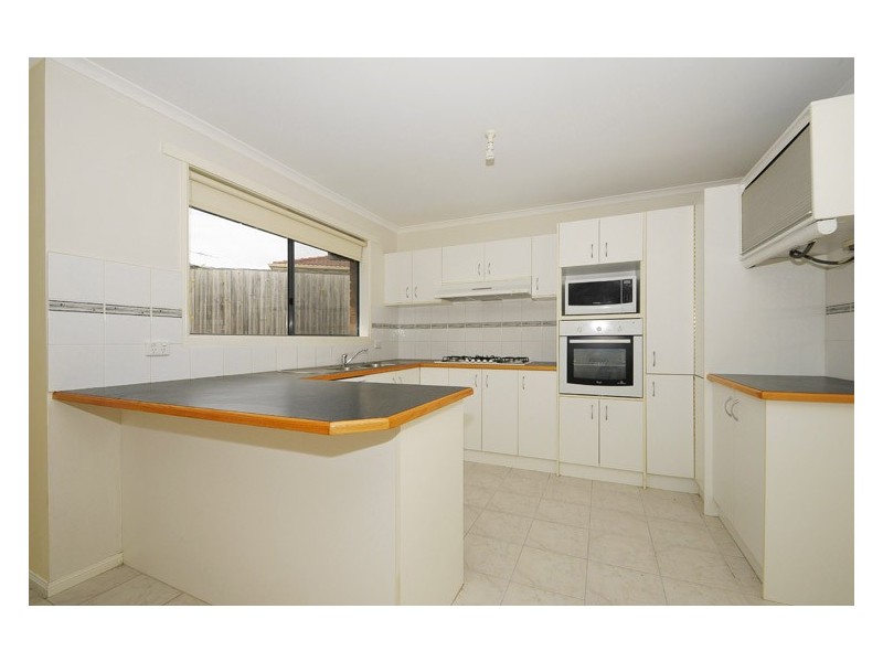 29 Postregna Way, Skye VIC 3977