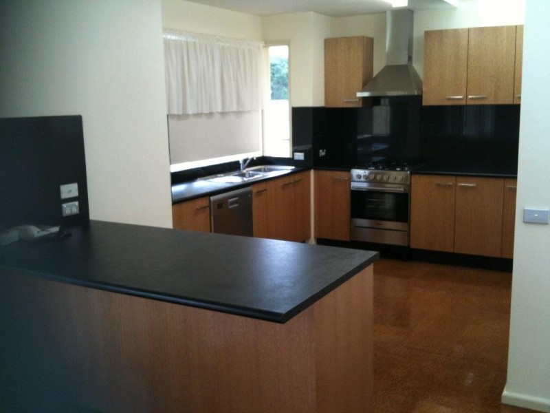 5 Moorhead Avenue, Mornington VIC 3931