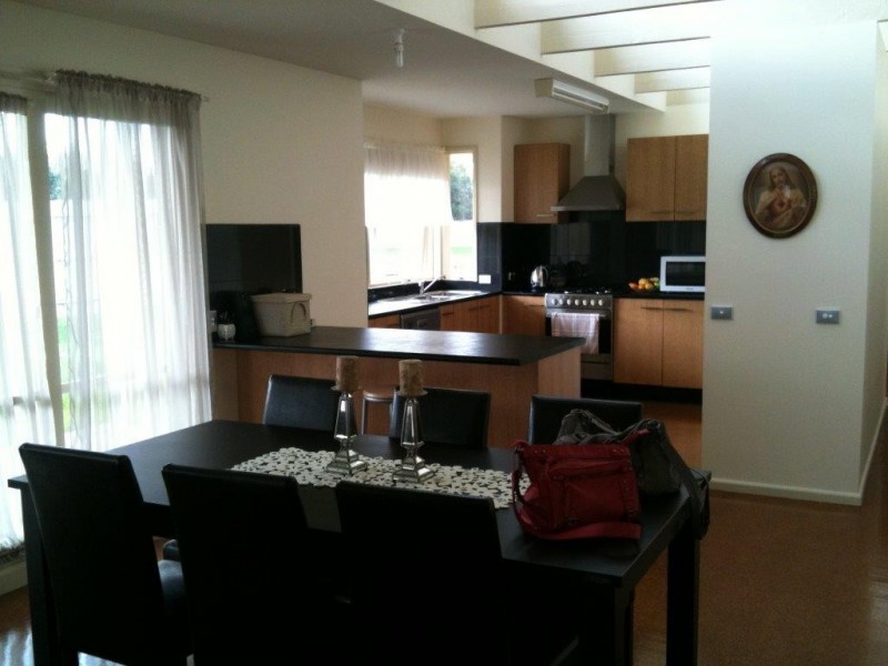 5 Moorhead Avenue, Mornington VIC 3931