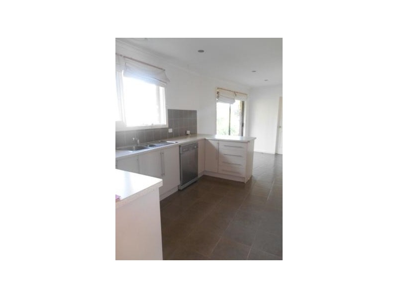 10 Acacia Court, Frankston VIC 3199