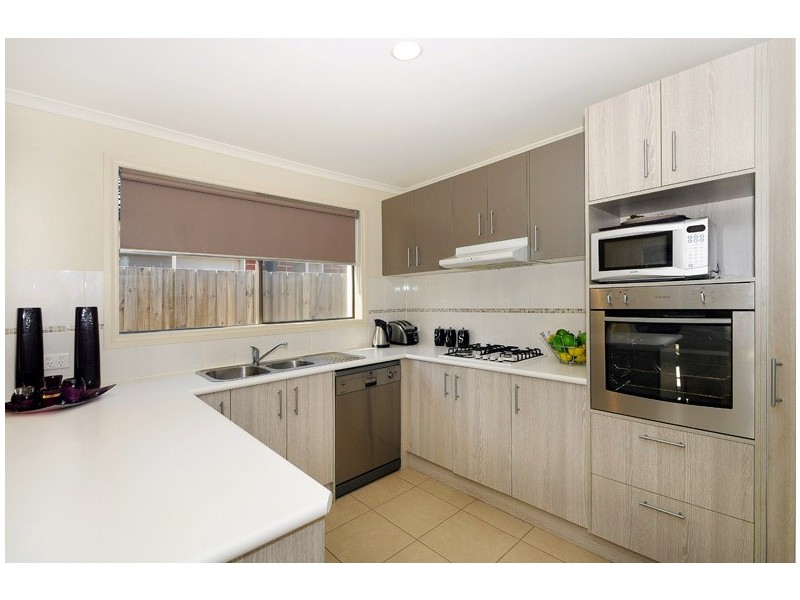 34 Jacaranda Drive, Carrum Downs VIC 3201