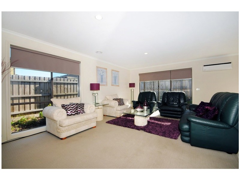 34 Jacaranda Drive, Carrum Downs VIC 3201