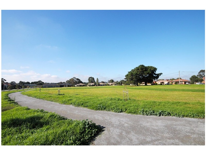 34 Jacaranda Drive, Carrum Downs VIC 3201