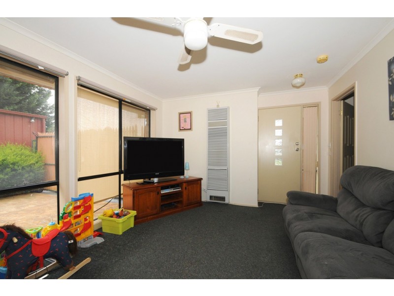 4 Minka Court, Skye VIC 3977