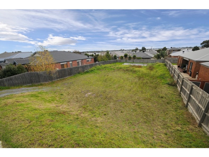 9 Pebble Beach Drive, Carrum Downs VIC 3201