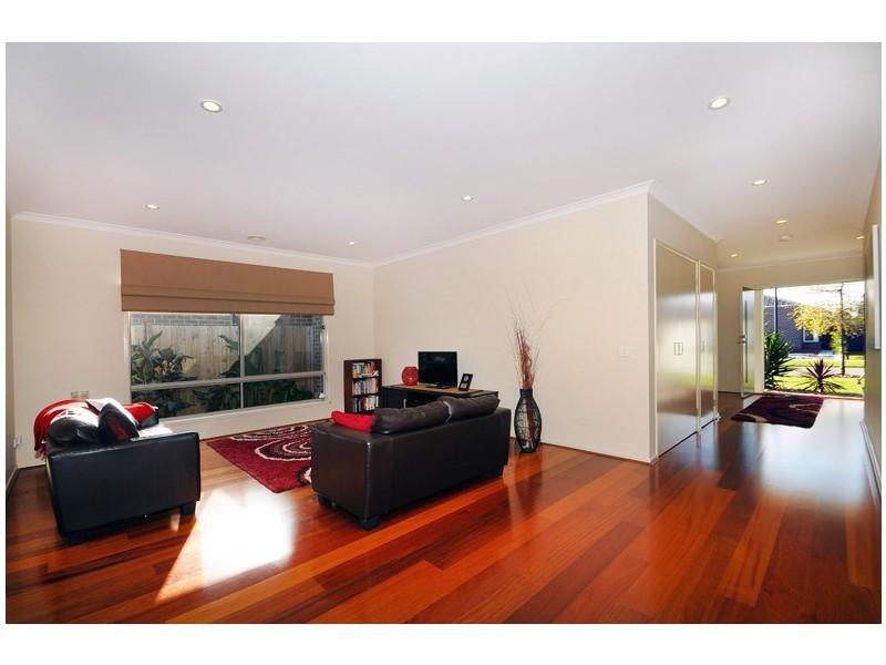 2 Beldale Court, Sandhurst VIC 3977