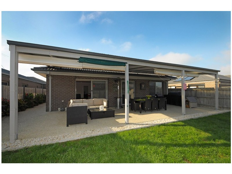 2 Beldale Court, Sandhurst VIC 3977