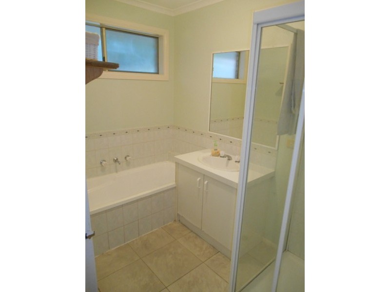 34 Oberon Drive, Carrum Downs VIC 3201