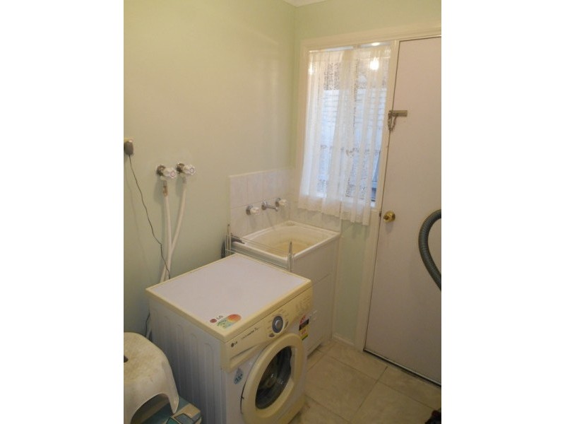 34 Oberon Drive, Carrum Downs VIC 3201