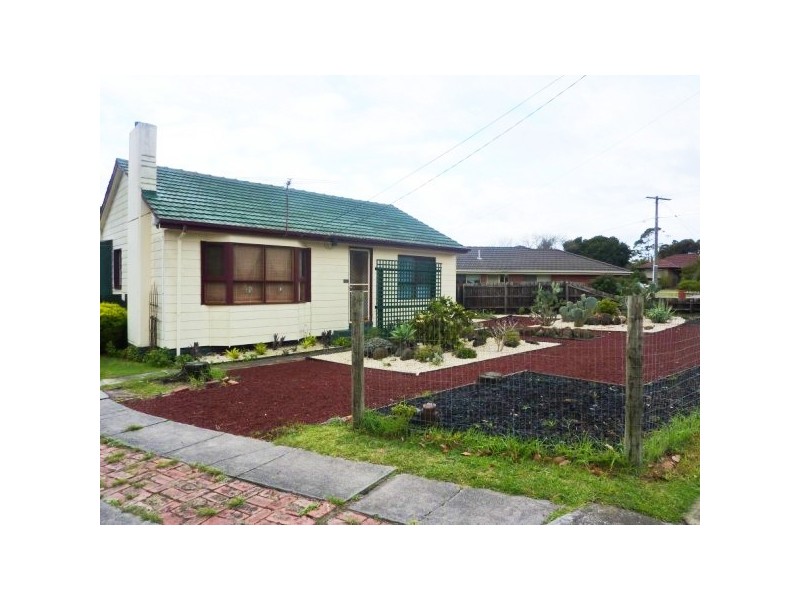 25 Pine Street, Frankston North VIC 3200