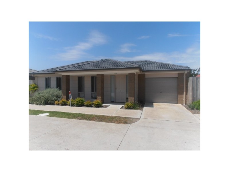 11/3 Elisa Place, Hastings VIC 3915