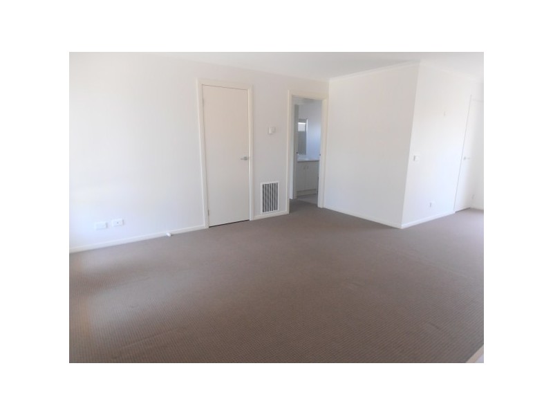 11/3 Elisa Place, Hastings VIC 3915