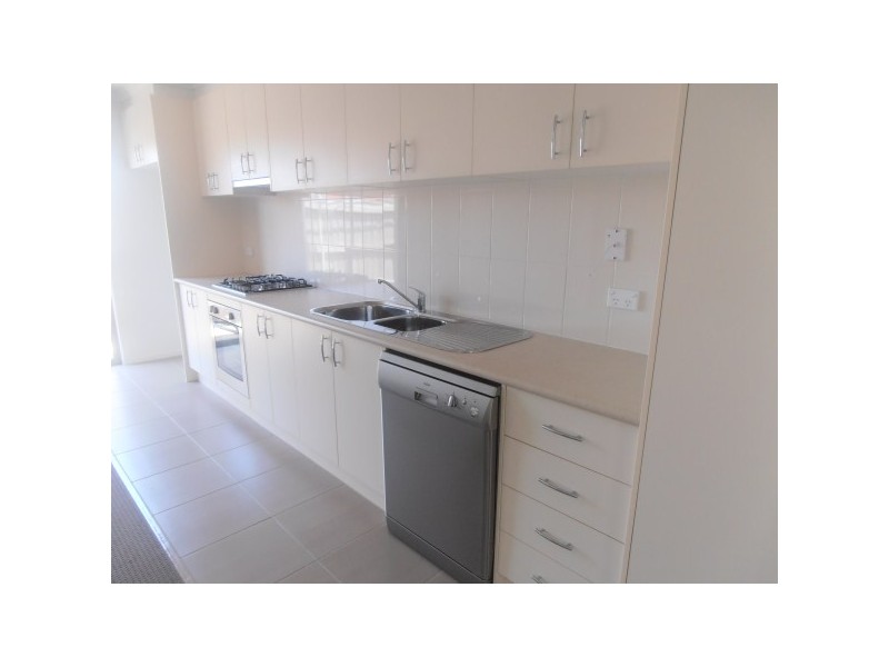 11/3 Elisa Place, Hastings VIC 3915