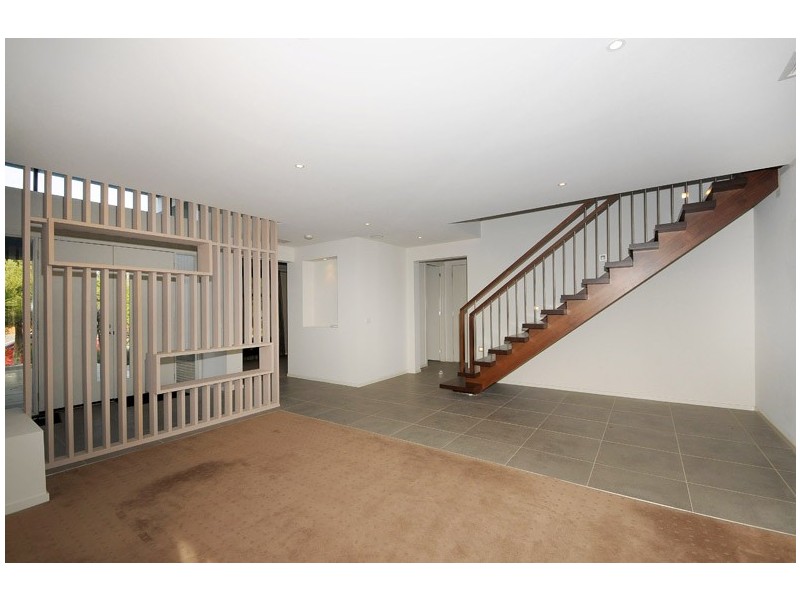 8 Peledora Place, Lyndhurst VIC 3975