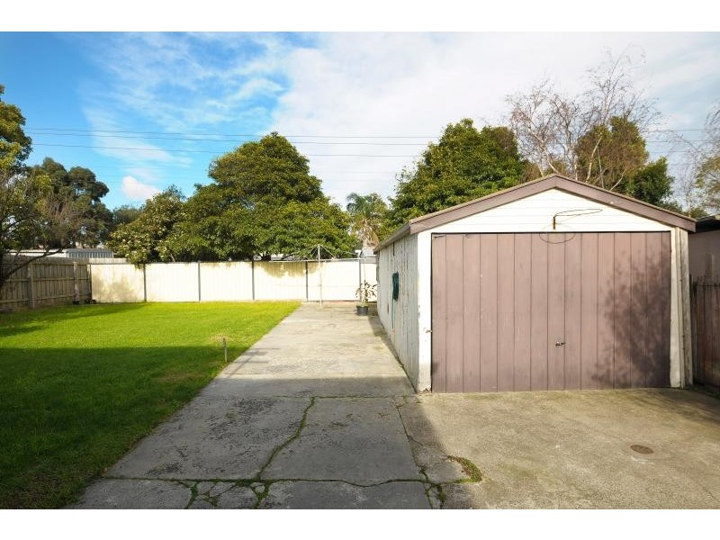 6 Coolgardie Street, Frankston North VIC 3200