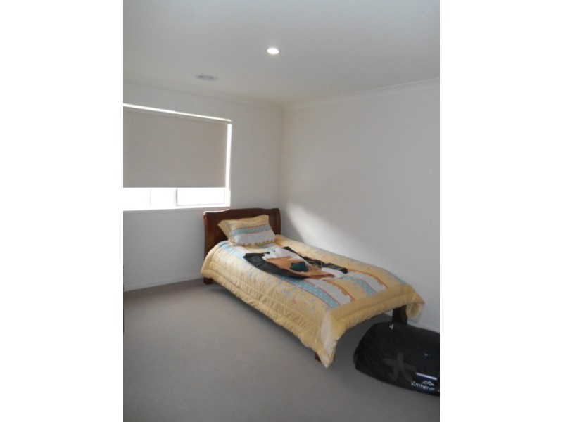 19 Wattlewoods Place, Carrum Downs VIC 3201