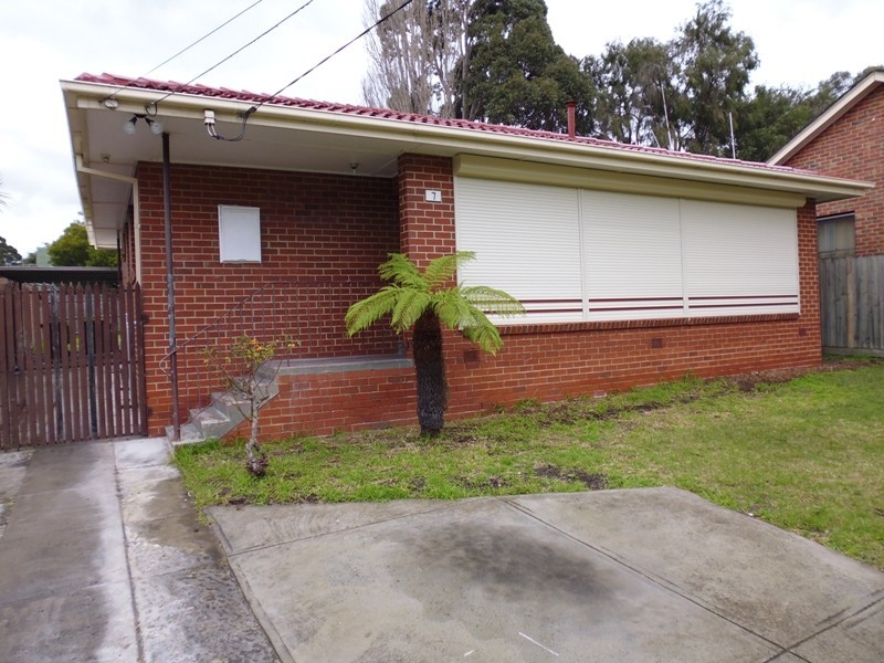 7 Alpina Street, Frankston North VIC 3200