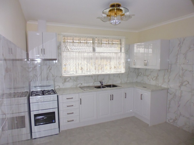 7 Alpina Street, Frankston North VIC 3200