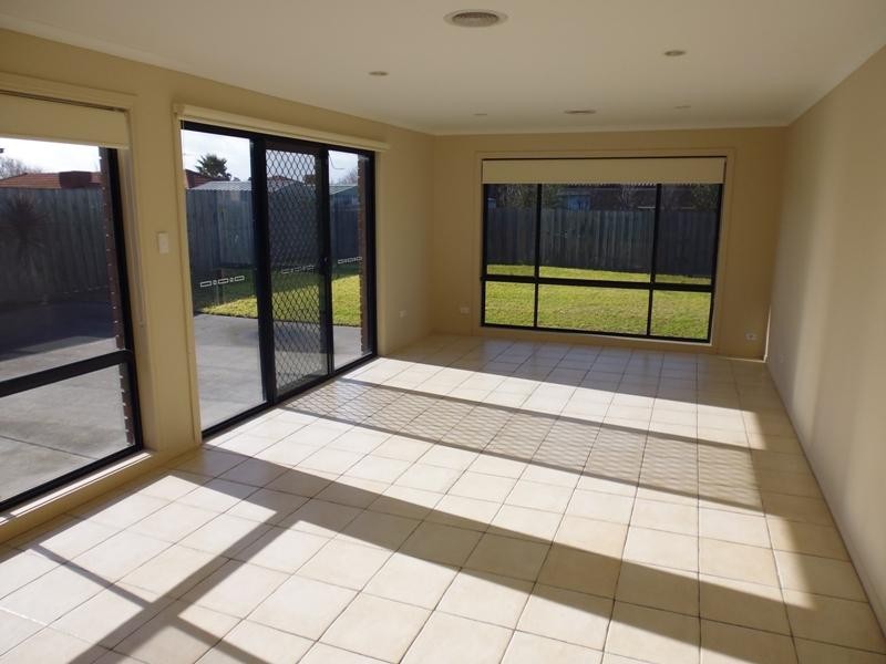 20 Manchester Drive, Skye VIC 3977
