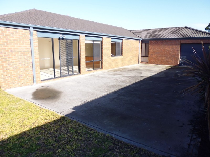 20 Manchester Drive, Skye VIC 3977