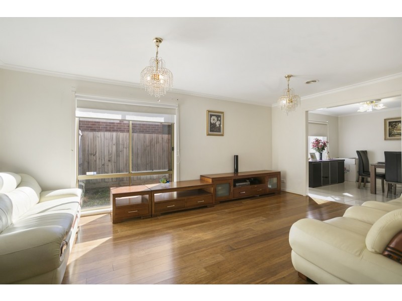 7 Edinburgh Drive, Skye VIC 3977
