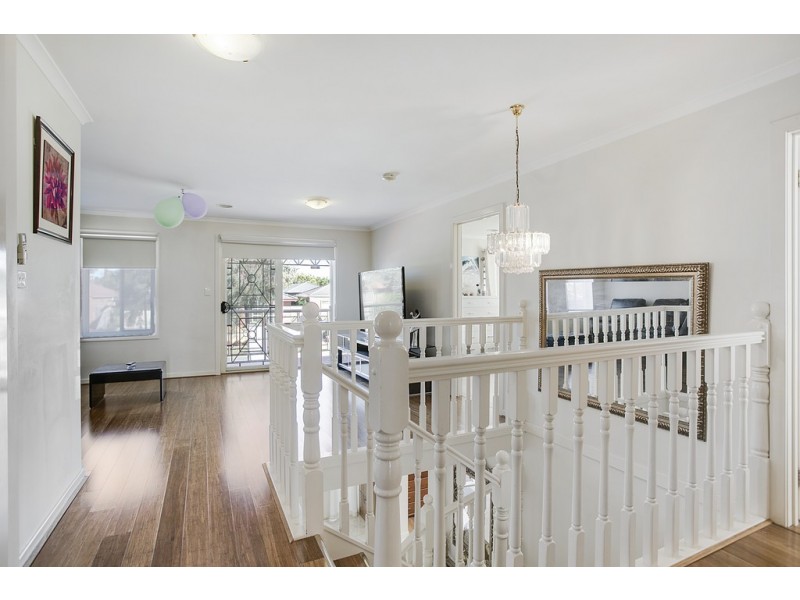 7 Edinburgh Drive, Skye VIC 3977