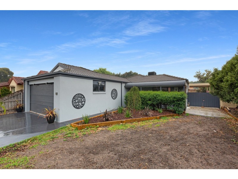 15 Jurang Way, Skye VIC 3977