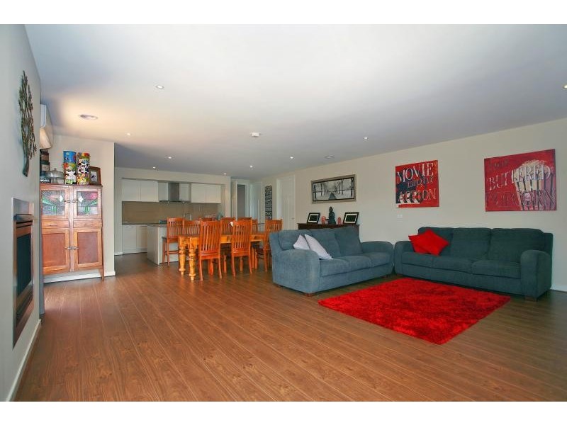 6 Bawden Street, Carrum Downs VIC 3201