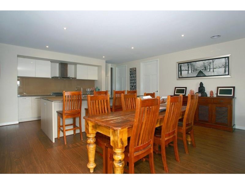 6 Bawden Street, Carrum Downs VIC 3201