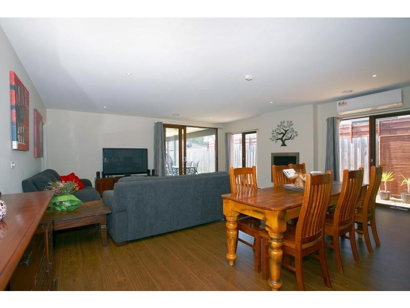 6 Bawden Street, Carrum Downs VIC 3201