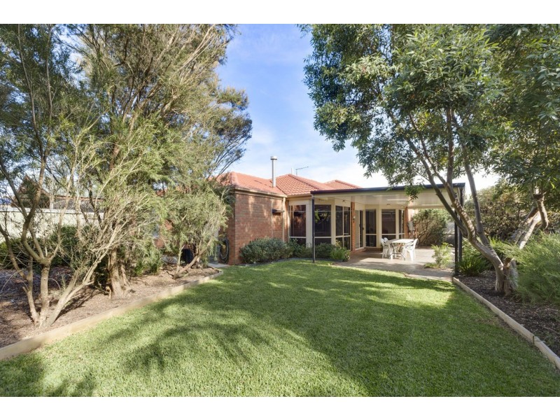 14 Stefans Court, Skye VIC 3977